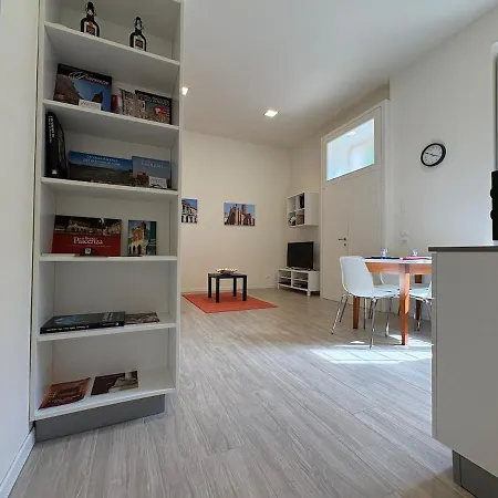 Arte, Business E Relax Nel Cuore Di Πιατσέντζα