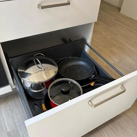 Arte, Business E Relax Nel Cuore Di Διαμέρισμα Πιατσέντζα