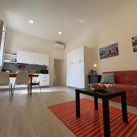 Arte, Business E Relax Nel Cuore Di * ピアチェンツァ