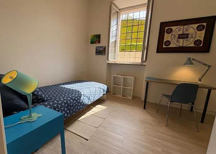 Arte, Business E Relax Nel Cuore Di 아파트