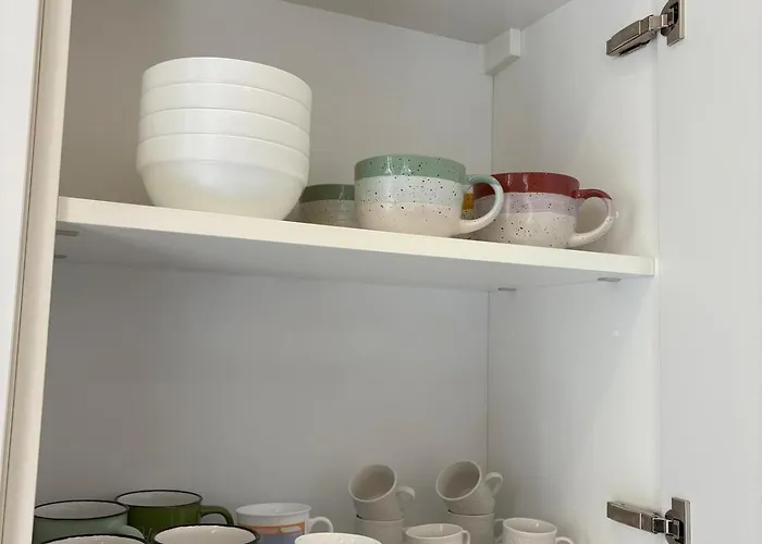 Arte, Business E Relax Nel Cuore Di 피아첸차